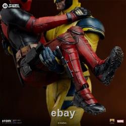 Limited. 110 DLX Art Statue. Wolverine Carrying Deadpool withdogpool ships free