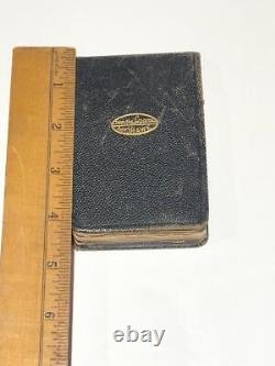 The Little Black Book of Ching Chow Clippings 52 from 1942 by Stanley LInk RARE